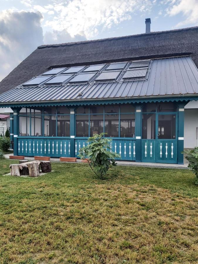 Agropensiunea Beluga Gorgova Exterior photo
